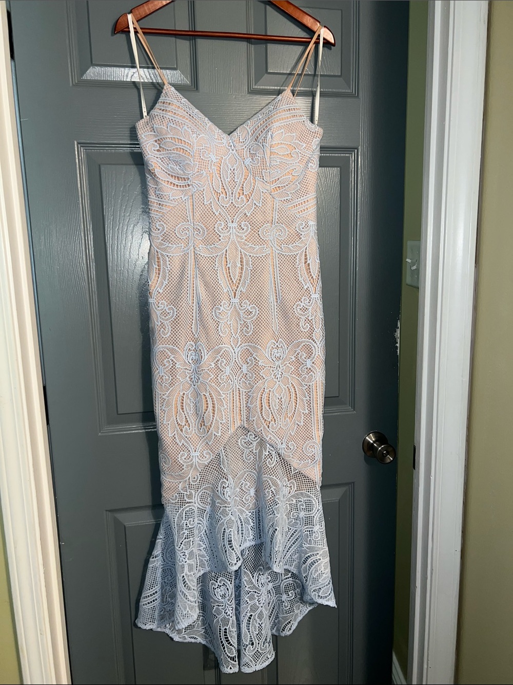Jarlo lace mermaid blue dress
